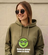 School sweatshirt, I wonder who is not lazy